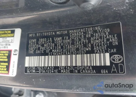 2010 Toyota Matrix z USA, uszkodzony, nr VIN 2T1KU4EEXAC301097